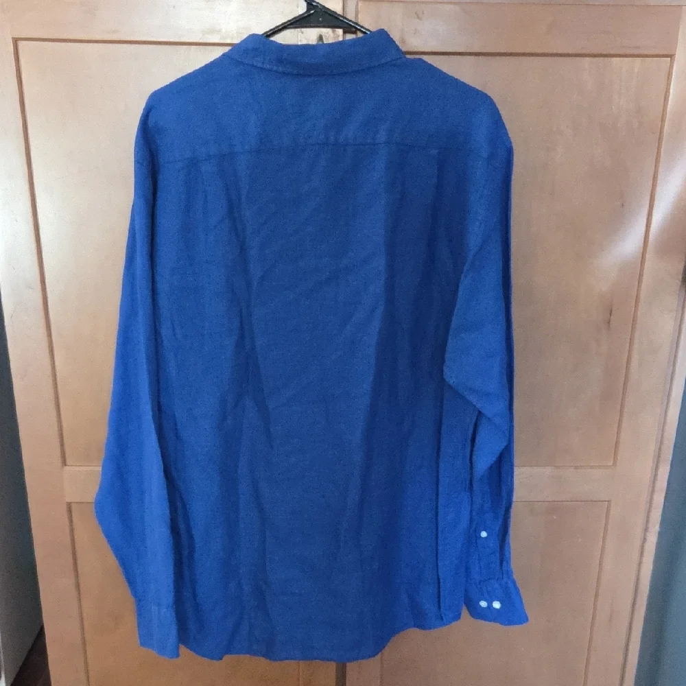 Men's Blue Linen Button Down Shirt - Picture 4 of 4